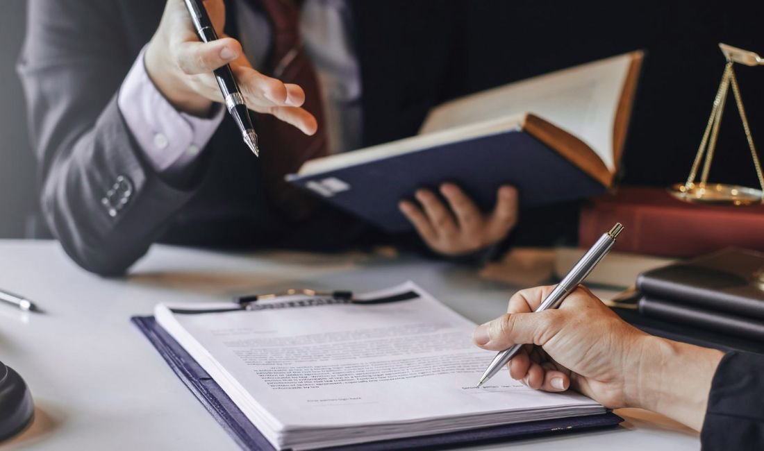Employment Lawyers for Workplace Issues | MyLawyer360.com